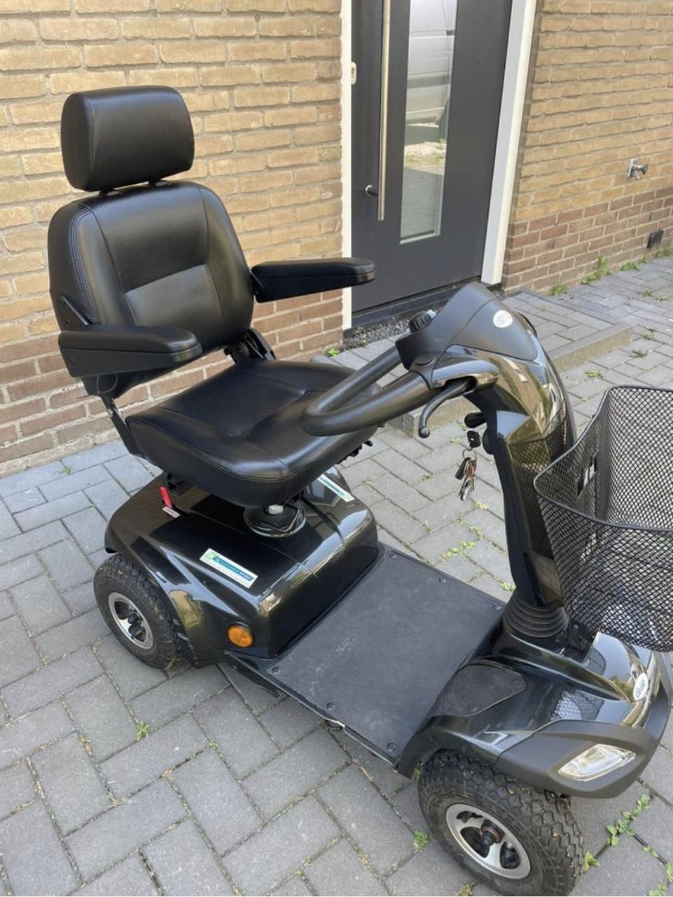 Scootmobiel ST4D, actieradius 25km