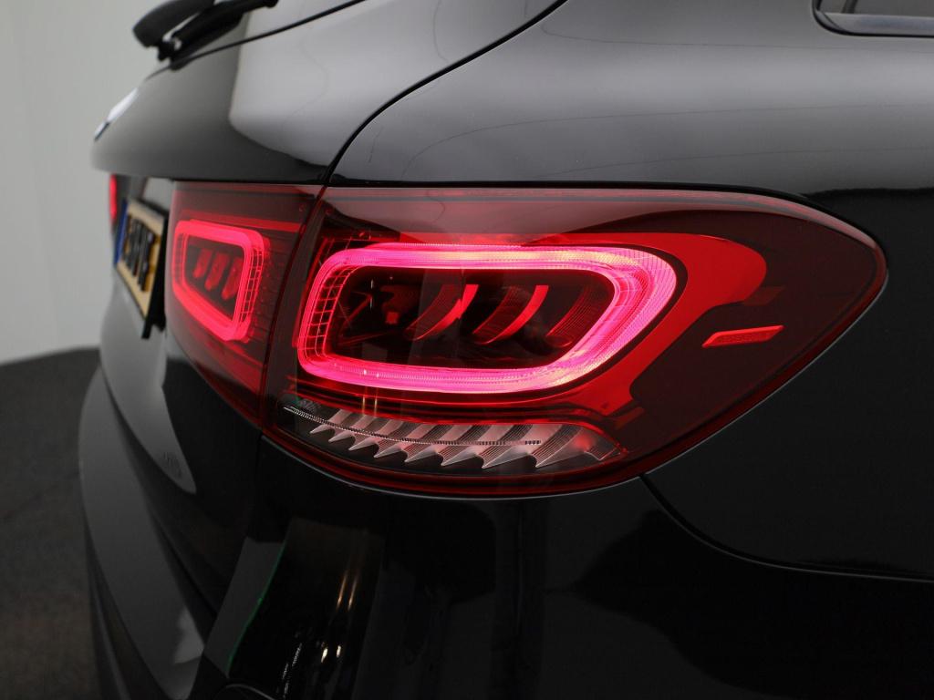 Mercedes-Benz Glc 300e 4matic business solution amg | automaat | apple carp