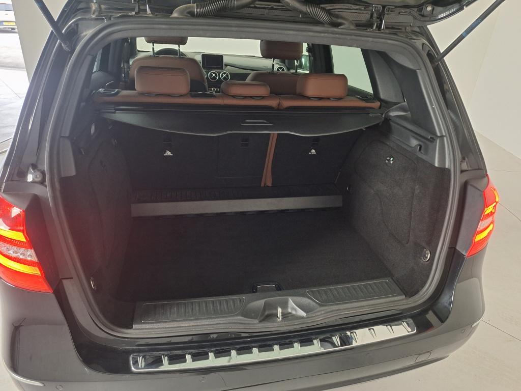 Mercedes-Benz B-Klasse 180 | stoelverwarming |
