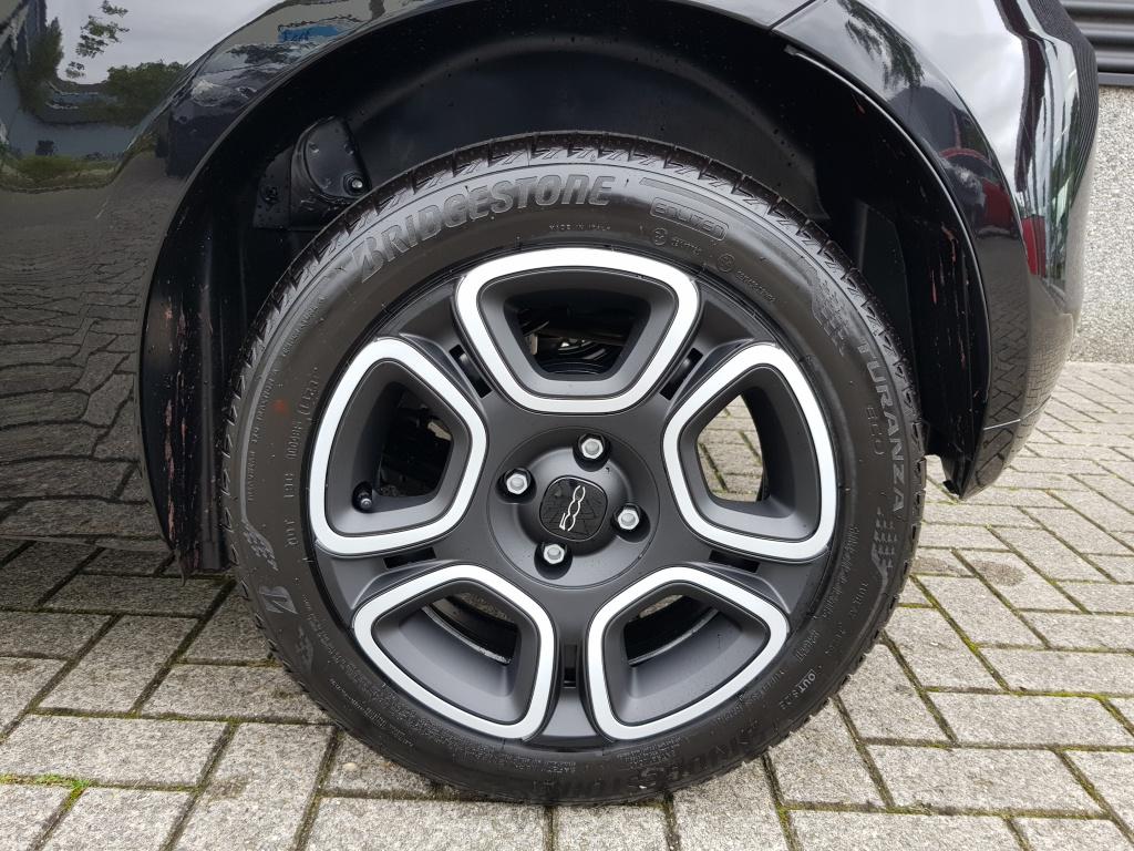 Fiat 500 1.0 hybrid club