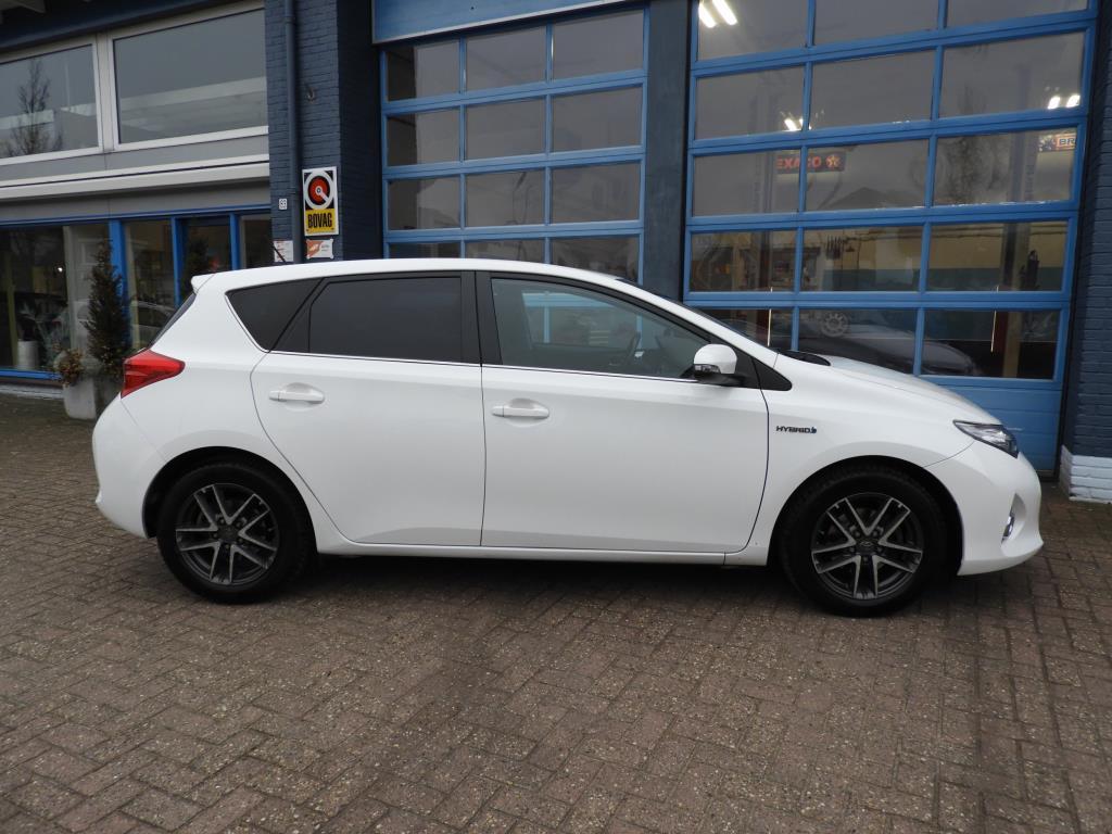 Toyota Auris 1.8 hybrid executive trekhaak