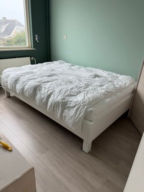 Bed 140x200