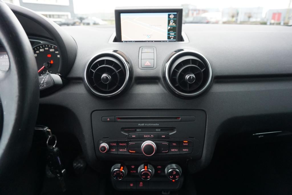 Audi A1 1.4 tfsi ambition pro line business airco / navi / cruise / elektr.