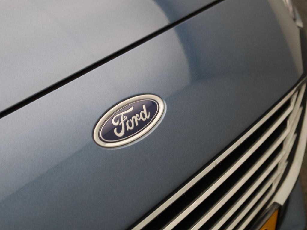 Ford Focus wagon 1.0 ecoboost hybrid titanium x business | lmv | parkeer se