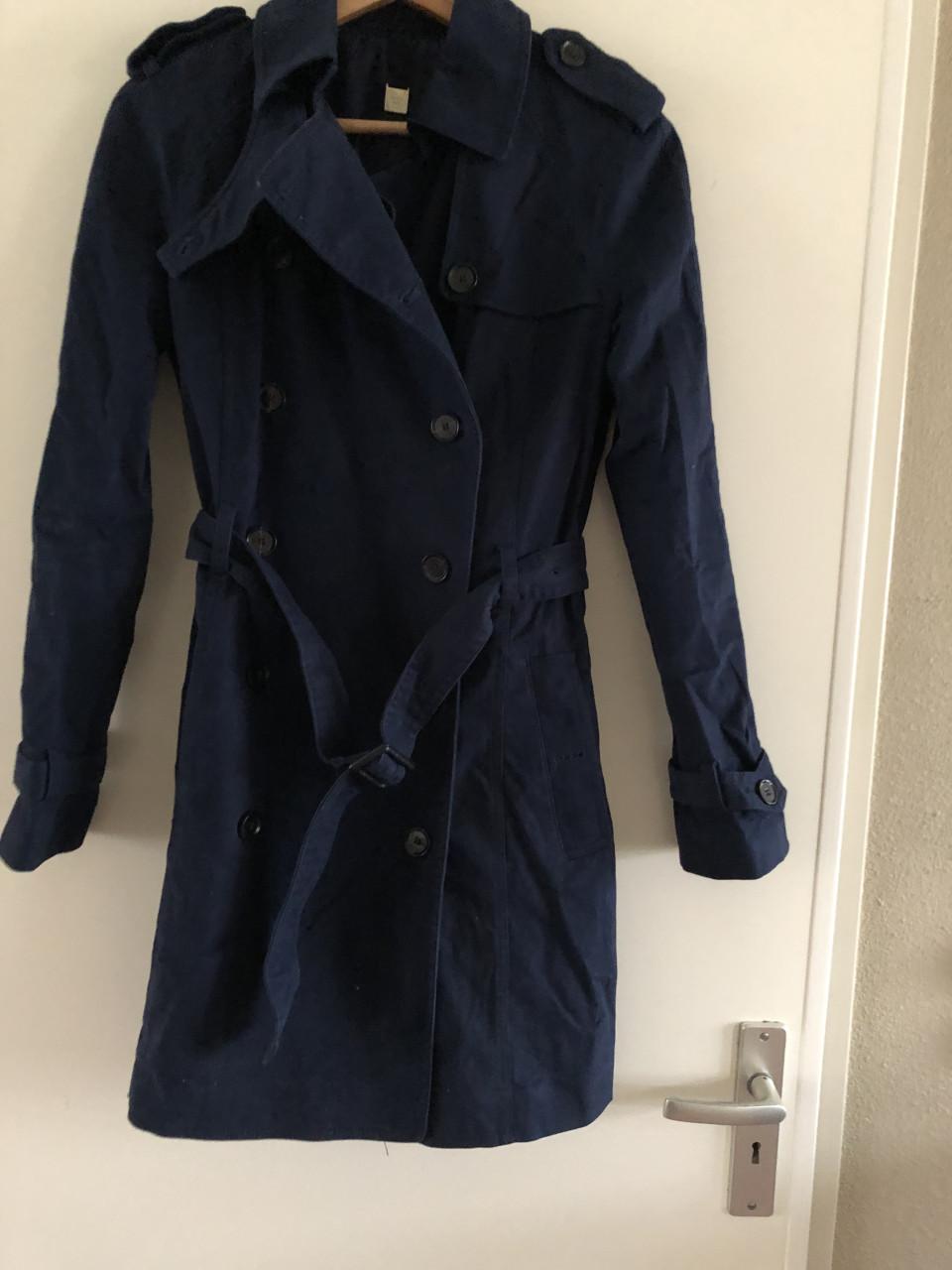 Te koop goede jassen.(z.g.a.n.).