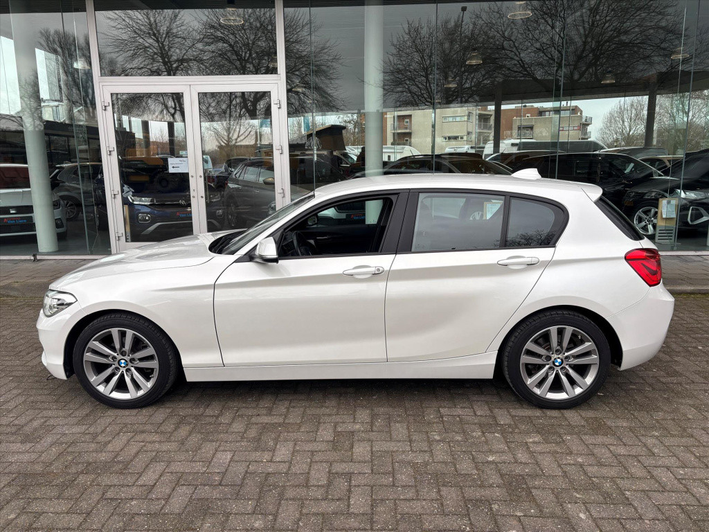 BMW 1 Serie (f20) 118i 136pk aut steptronic sport line | unieke km stand|ri