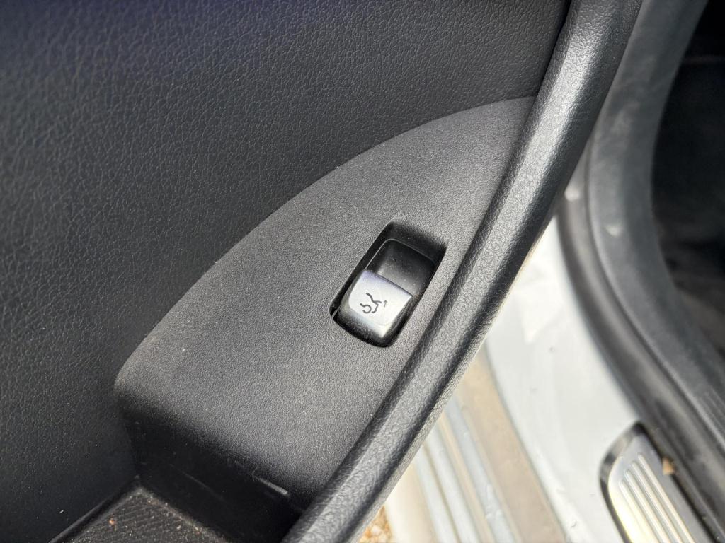 Mercedes-Benz E-Klasse coupé 200 business nl-auto!