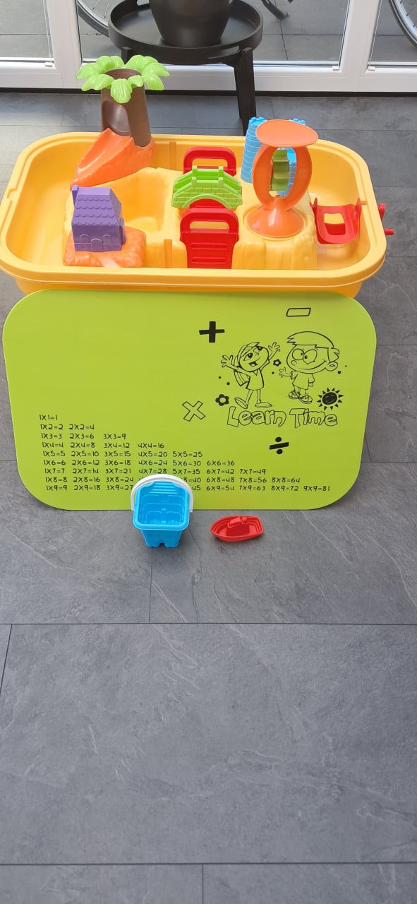 Zand en water speeltafel