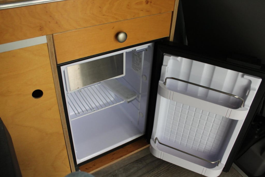 Volkswagen Transporter d 62 kw 5 zitplaatsen op kenteken