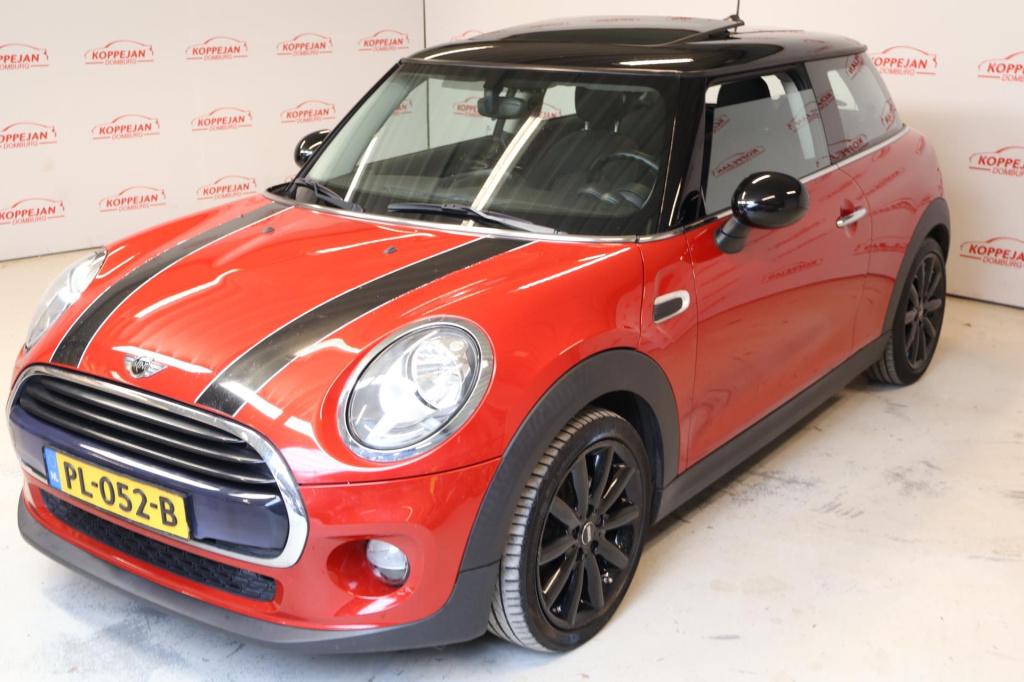 Mini Cooper mini 1.5 salt business nl auto, stoelverw, panoramadak, navi