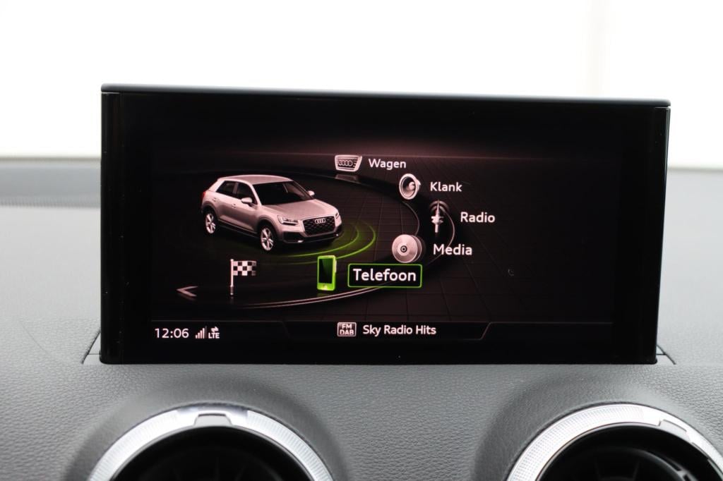 Audi Q2 35 tfsi | s edition | 150pk | s-tronic | ambiente | zwart optiek