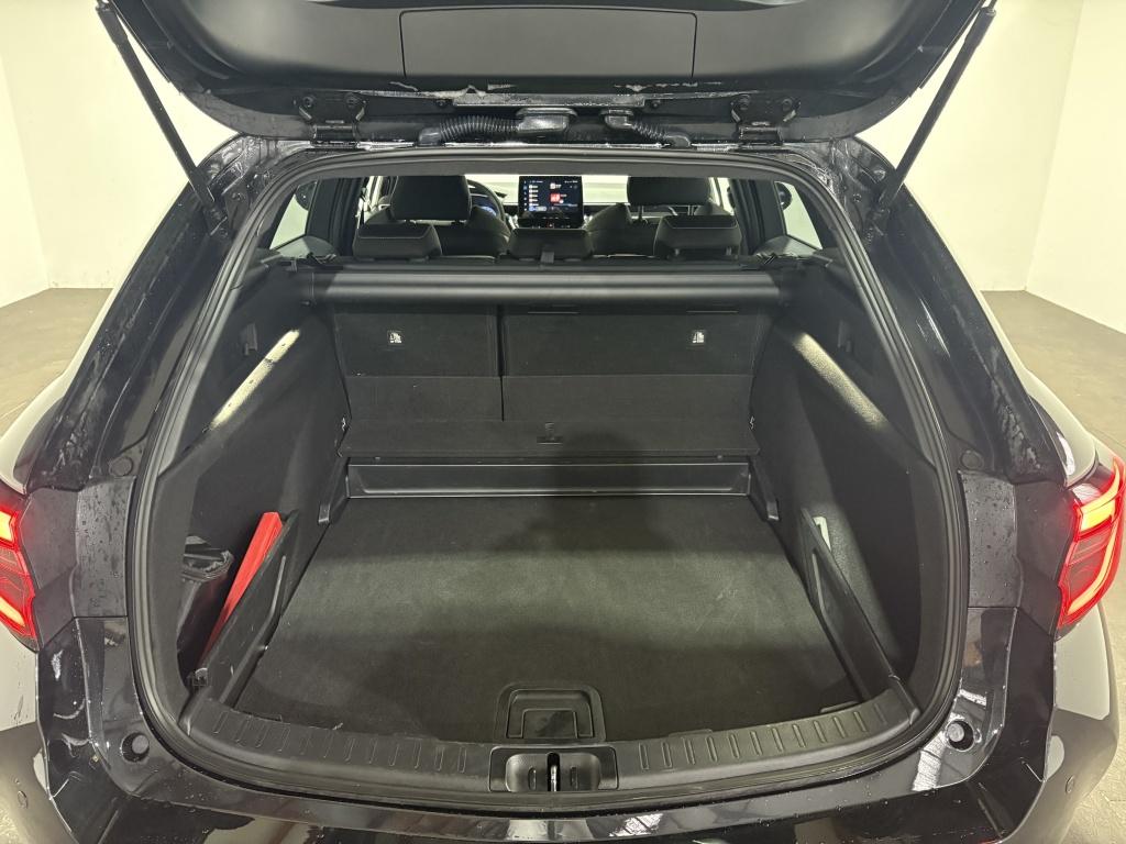 Toyota Corolla Touring Sports hybrid 140 dynamic