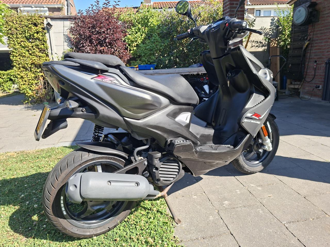 Te koop yamaha aerox 4takt