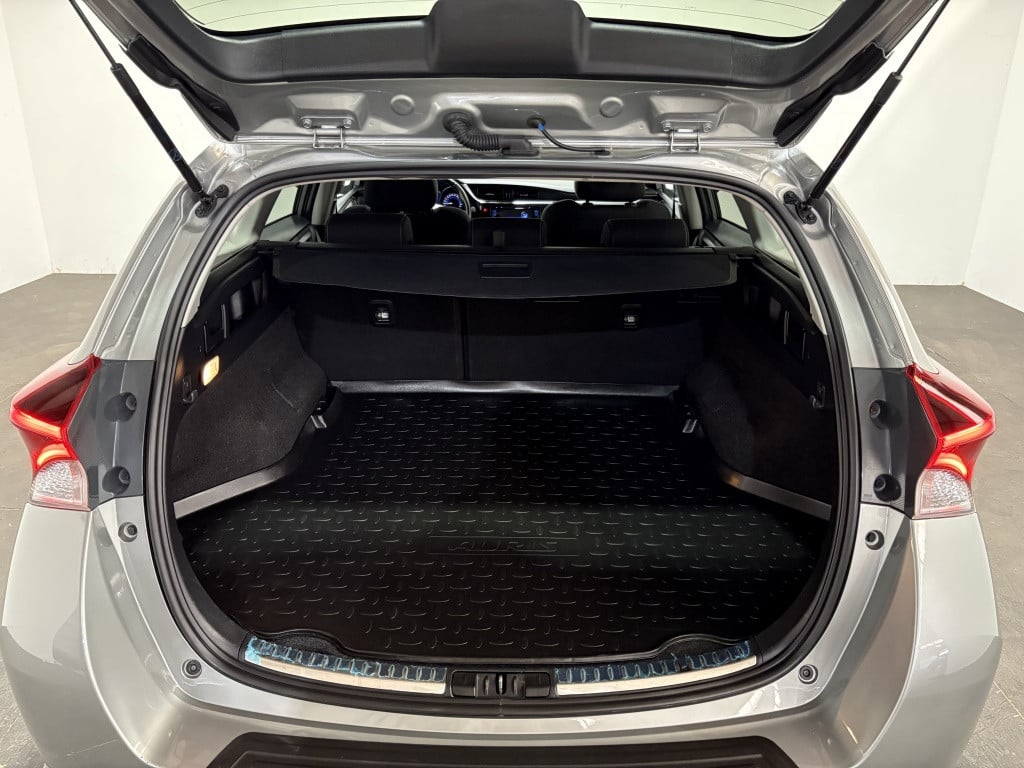 Toyota Auris touring sports 1.8 hybr. dynamic team d | trekhaak | stoelverw