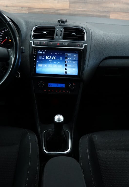 Volkswagen Polo 1.4-16v highline | carplay | cruise | xenon | pdc |