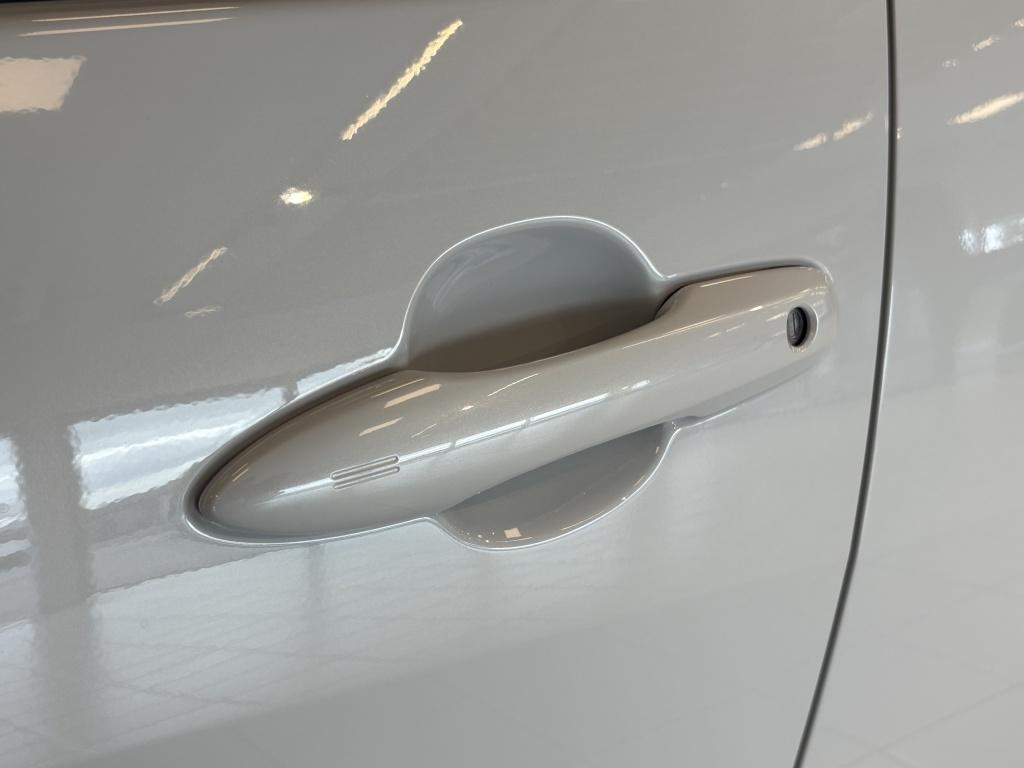 Toyota Yaris 1.5 hybrid gr sport| head-up| stoel.verw| adap.cruise| camera