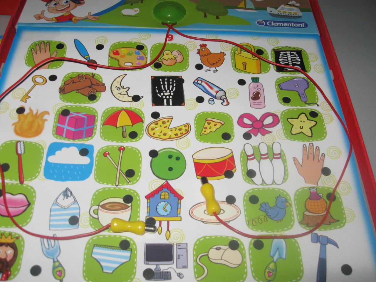 Verschillende kinder spellen