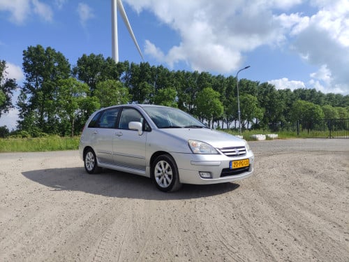 Suzuki 1.6 5deurs hatchback