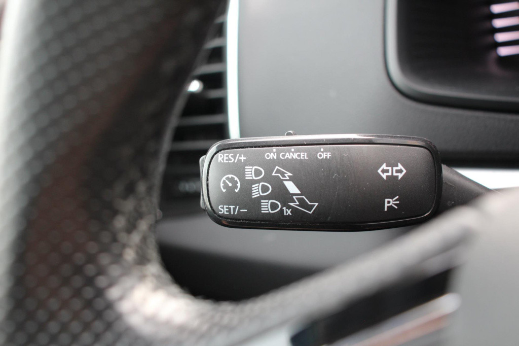 Skoda Karoq 1.5 tsi act sportline business - stoel verw - carplay - virtual