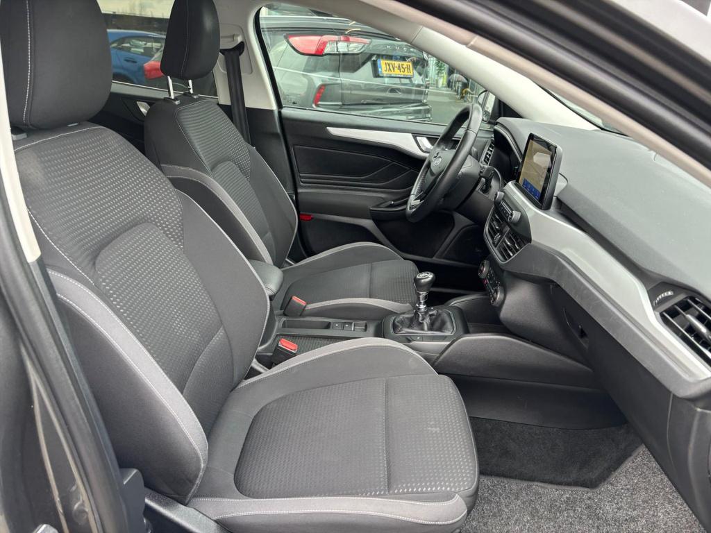 Ford Focus wagon 1.0 ecoboost 125pk business edition, winterpakket, led lam