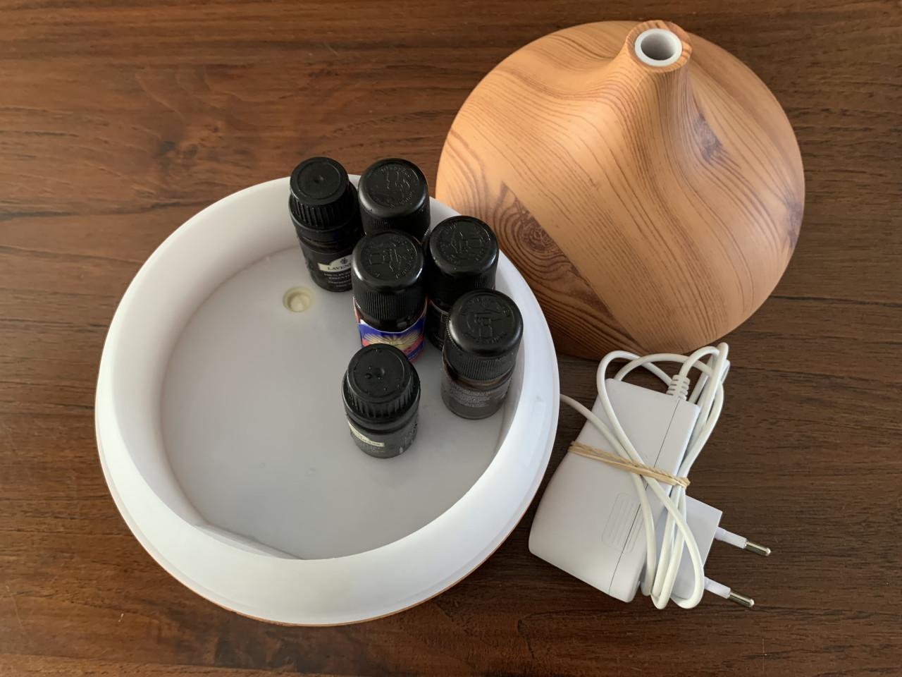 Aroma diffuser met een stijlvolle houtnerf look