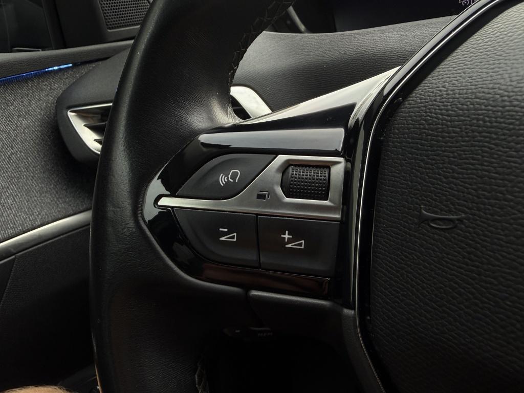 Peugeot 3008 1.2 puretech allure