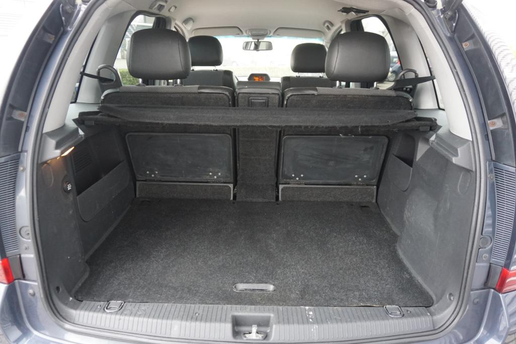 Opel Meriva 1.6-16v cosmo climate / half leder / elektr. ramen / trekhaak /