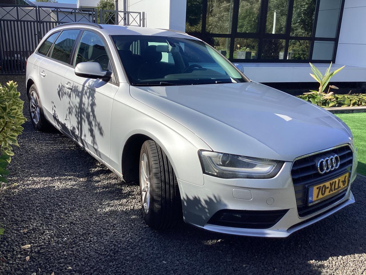 Audi A4 1.8 TFSI, Zilvergrijs Met, 2012, Autom, Airco, Alu velgen, izgst