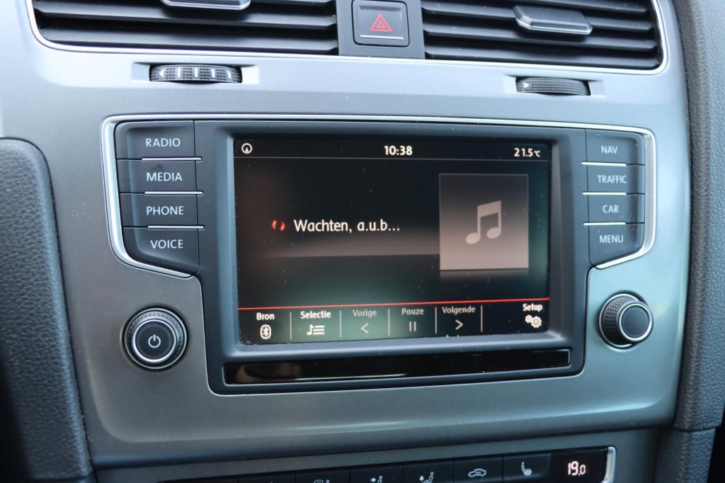 Volkswagen Golf 1.2 tsi business edition r connected