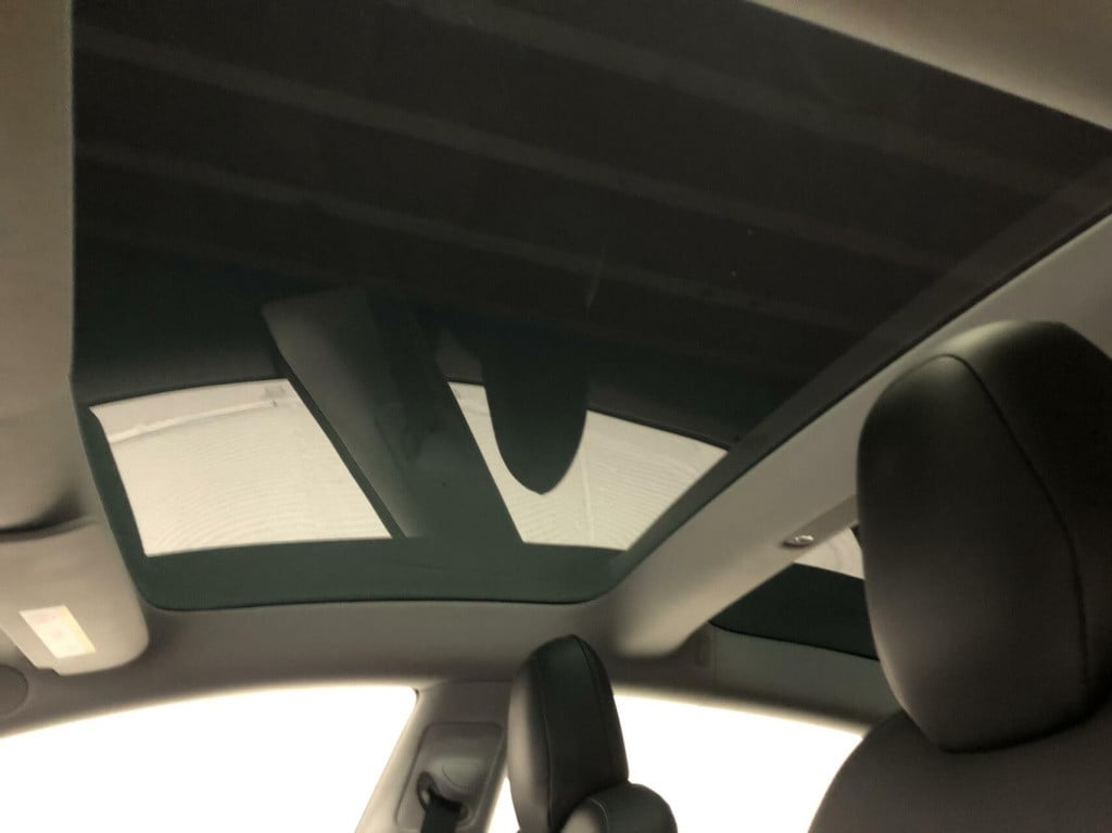 Tesla Model 3 standard rwd plus 60 kwh