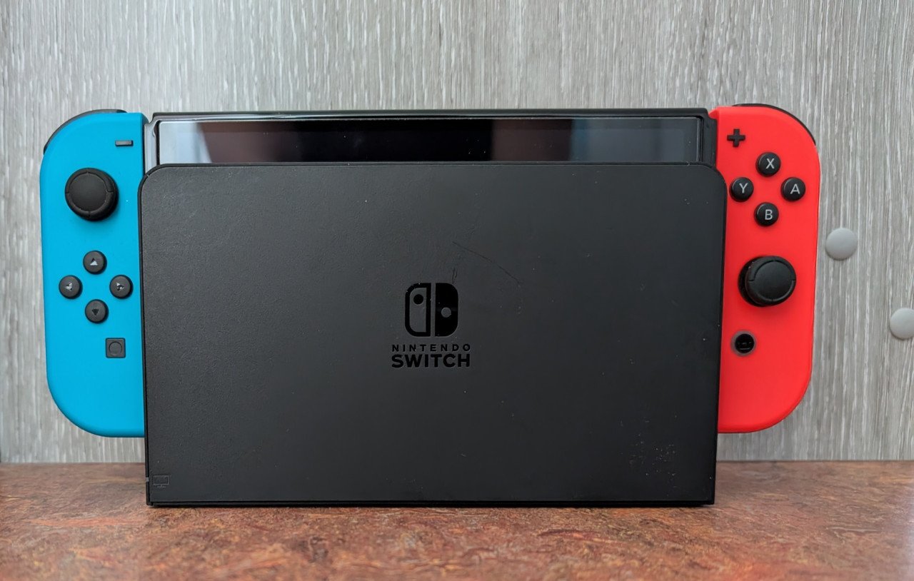 Switch Oled met 512 GB en extra adapter