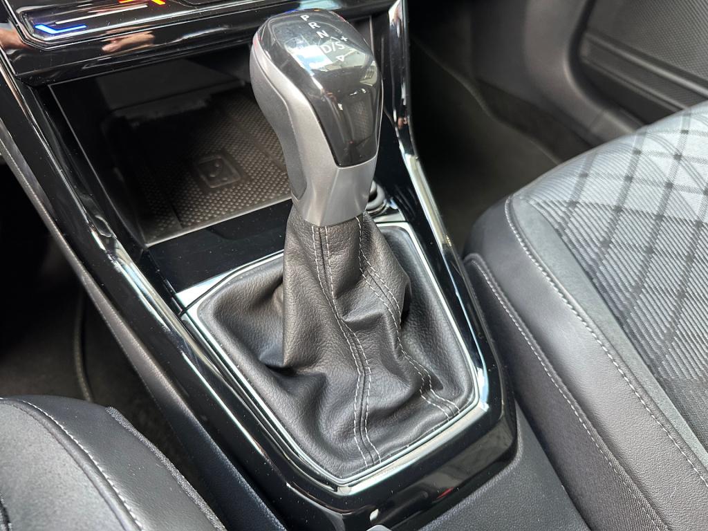 Volkswagen T-cross 1.5 tsi 150pk dsg r-line | camera | trekhaak | navi | ad