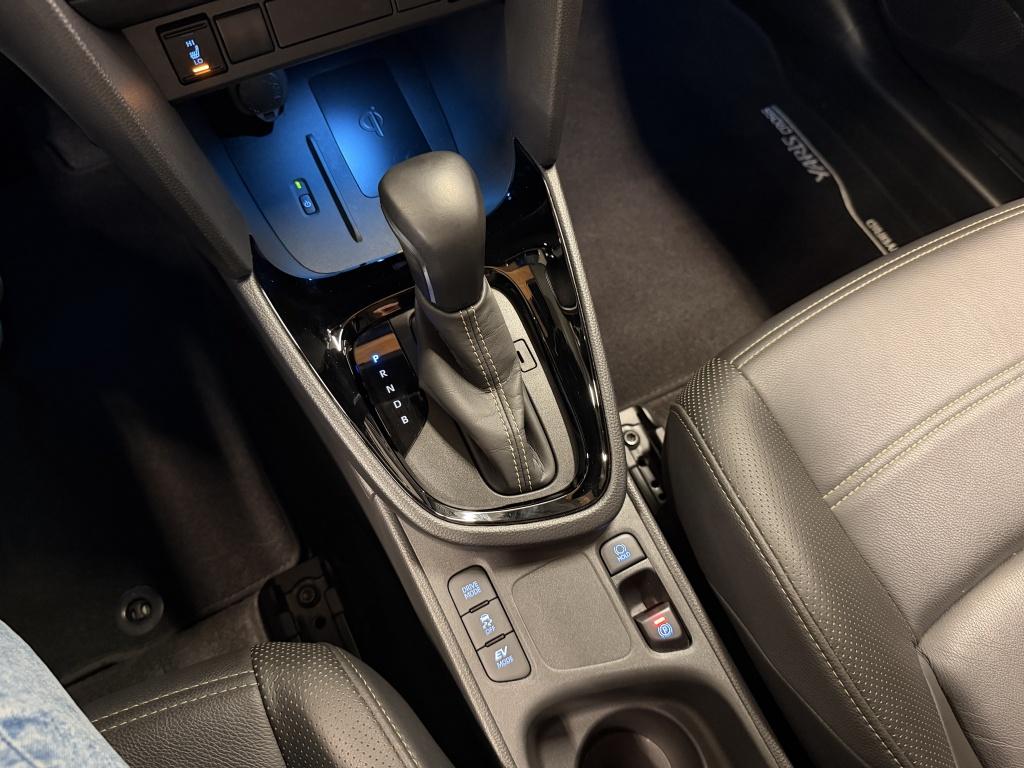 Toyota Yaris Cross 1.5 hybrid launch ed| pano| jbl| hud| adap.cruise| leder