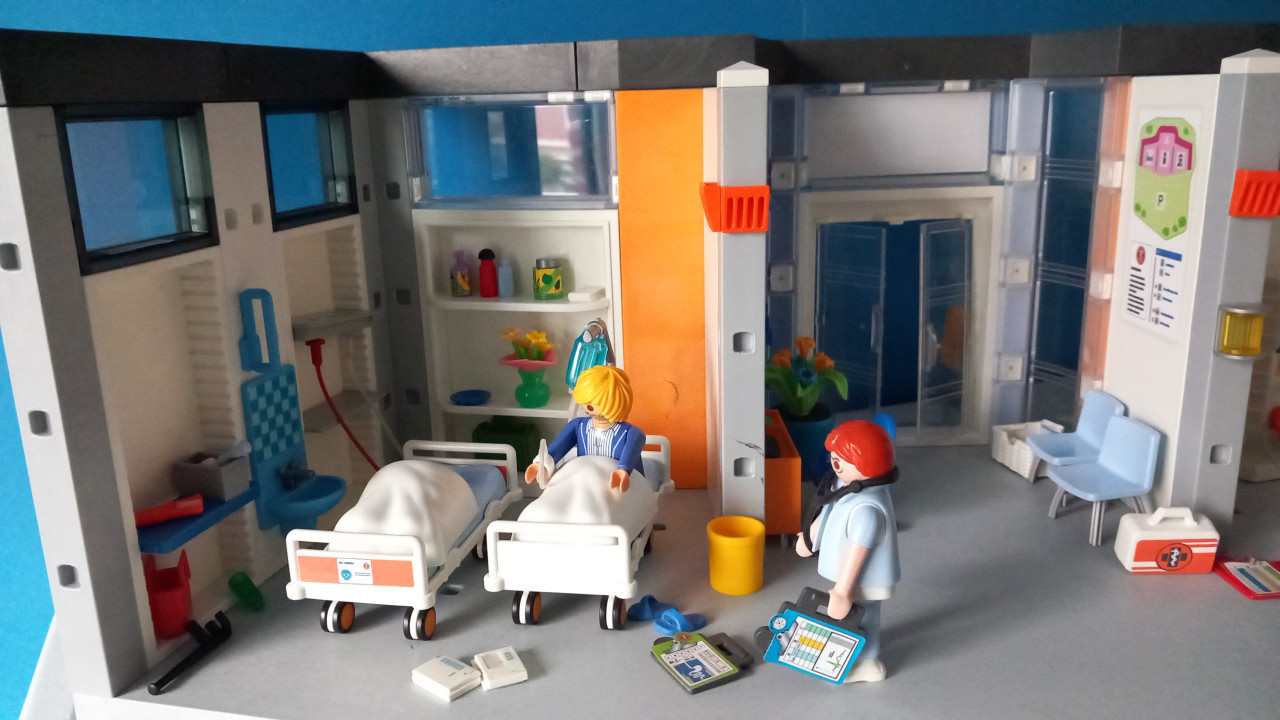 Playmobil ziekenhuis met patiënten en verpleging set 70191