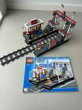 Lego City Spoorwegstation 7937