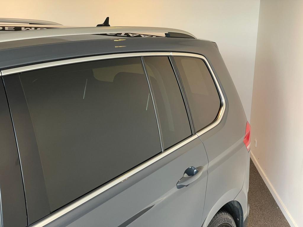 Volkswagen Touran 1.5 tsi highline