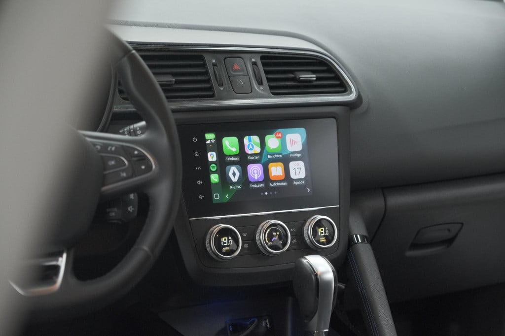 Renault Kadjar tce 140 business | camera | apple carplay | navigatie | park