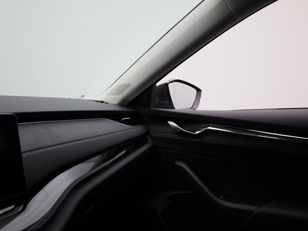 Skoda Octavia combi 1.5 e-tsi business edition plus | automaat | navigatie 