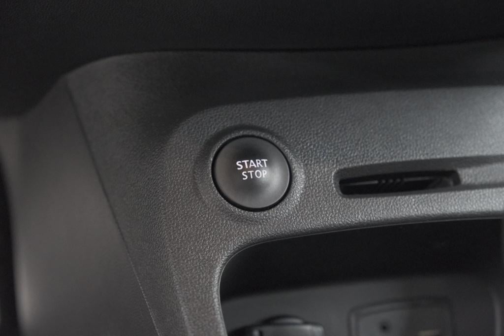 Renault Captur tce 150 edc intens | camera | dodehoekdetectie | r-link navi
