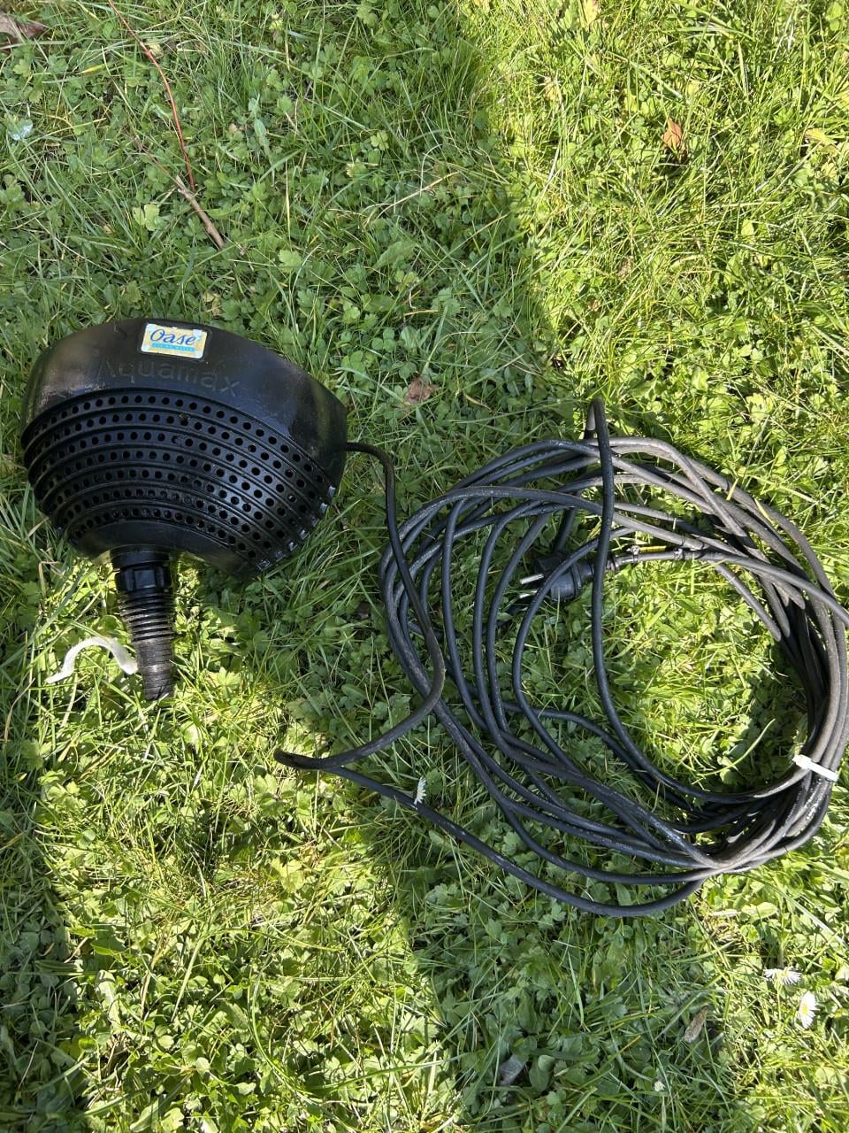 Te koop oase aquamax 2000 sterke en zuinige Vijverpomp