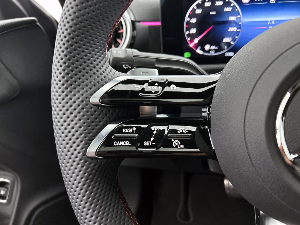 Mercedes-Benz Cla 250 e business solution amg | nightpakket | smartphone in