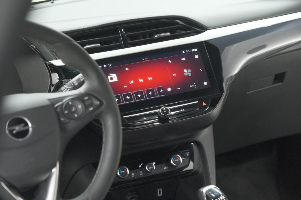 Opel Corsa turbo 100 gs | camera | dodehoekdetectie | navigatie | apple car