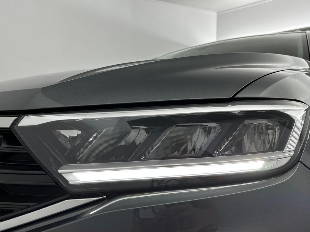 Volkswagen T-roc life edition 1.0 85 kw / 116 pk tsi suv 6 versn. h