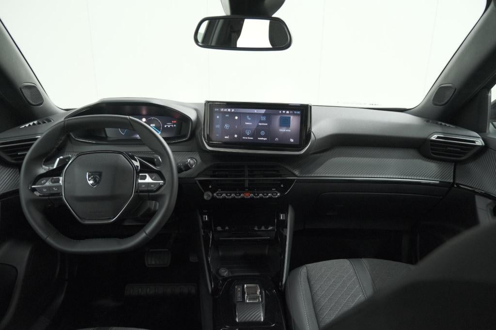 Peugeot 2008 puretech 130 eat8 allure | 360 camera | adaptieve cruise contr