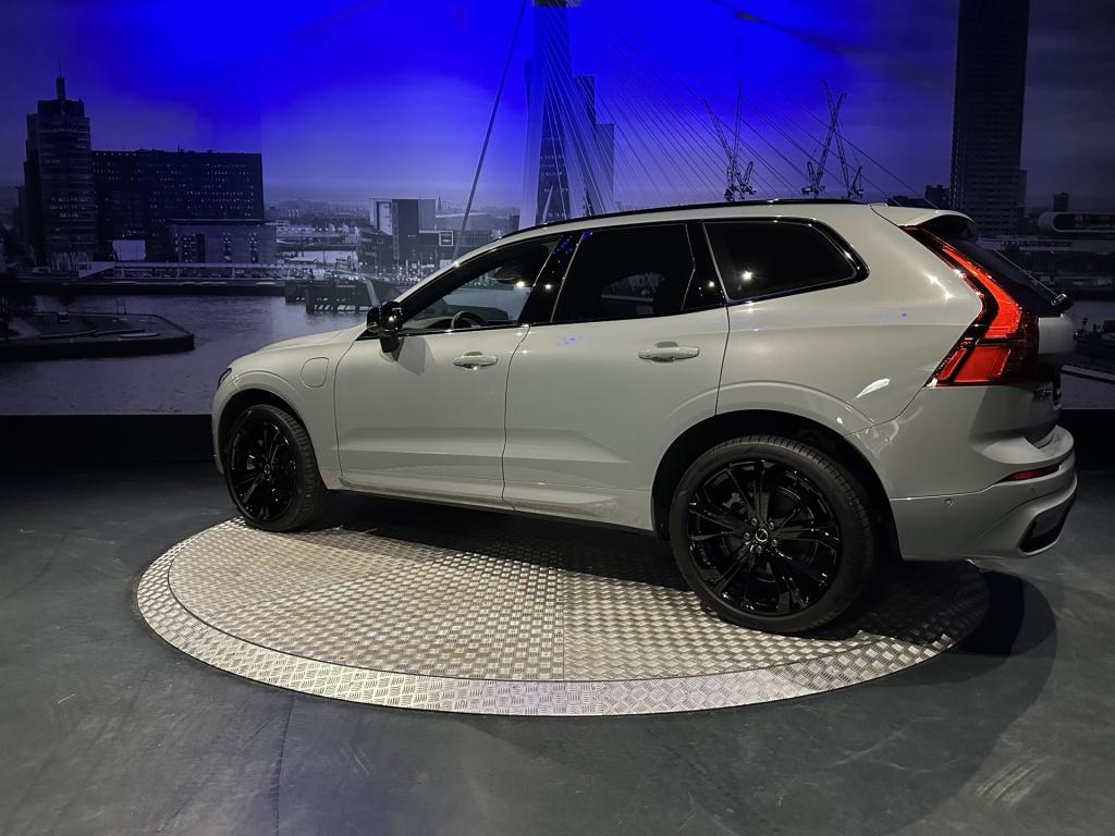 Volvo XC60 2.0 t8 plug-in hybrid awd plus black edition *nieuw model*