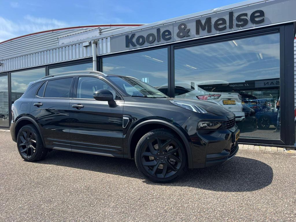 Lynk & Co 01 1.5td 261pk phev 7dcth , black edition , panoramadak, 360gr ca
