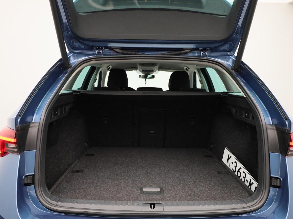 Skoda Octavia combi 1.5 tsi first edition | virtual cockpit | parkeer senso
