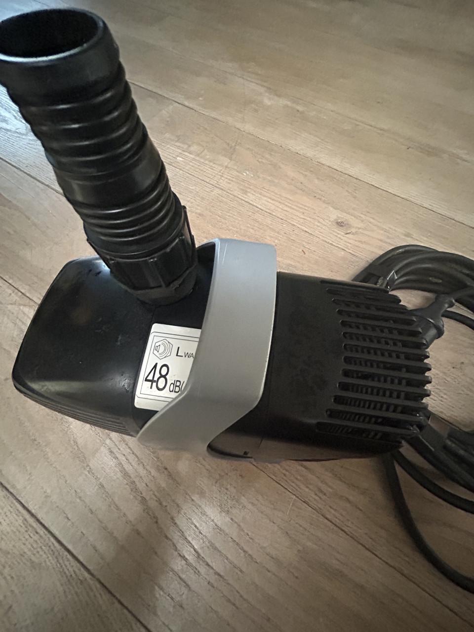 Te koop Messner multy systeem mpf 3000 sterkte en zuinige Vijverpomp