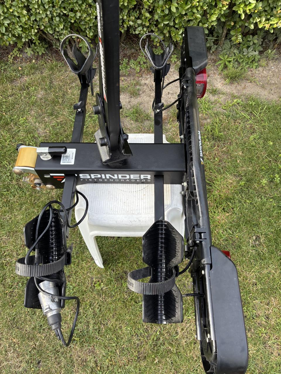 Spinder Cross fietsdrager voor 2 MTB ‘ s.