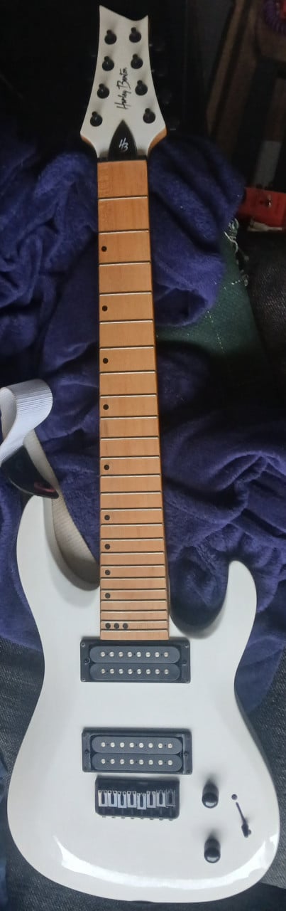Harley Benton 8 string